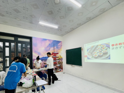 TRẢI NGHIỆM VĂN HÓA