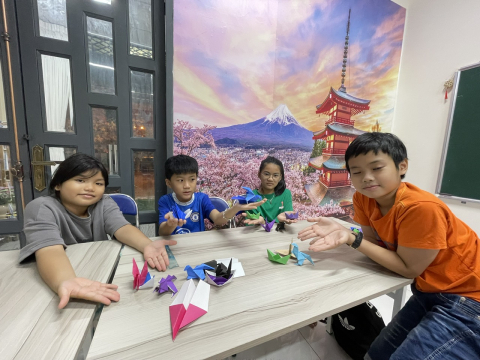 TRẢI NGHIỆM VĂN HÓA