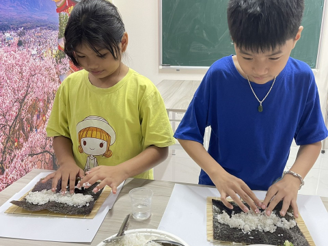 TRẢI NGHIỆM VĂN HÓA