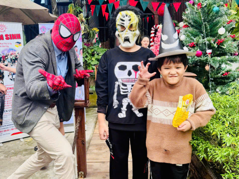 Đại tiệc Halloween