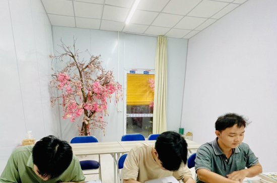 Tiếng Nhật Khối D6 Trung Tâm Nhật Ngữ Tân Uyên